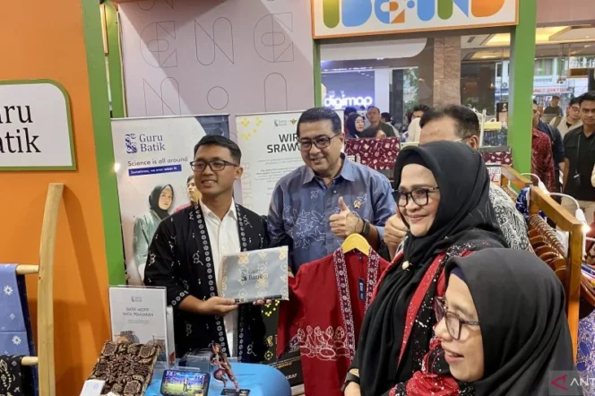 
					Menteri Ekonomi Kreatif Teuku Riefky Harsya Dorong Transformasi Ekonomi Daerah Melalui Aktivasi Desa Kreatif dan Kreatif Hub