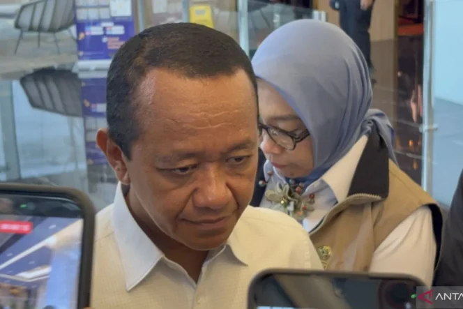 
					Menteri ESDM Bahlil Lahadalia Tegaskan Pasokan Batu Bara PLN Aman dan Minta Perbaikan Teknis Distribusi Listrik Segera Dituntaskan