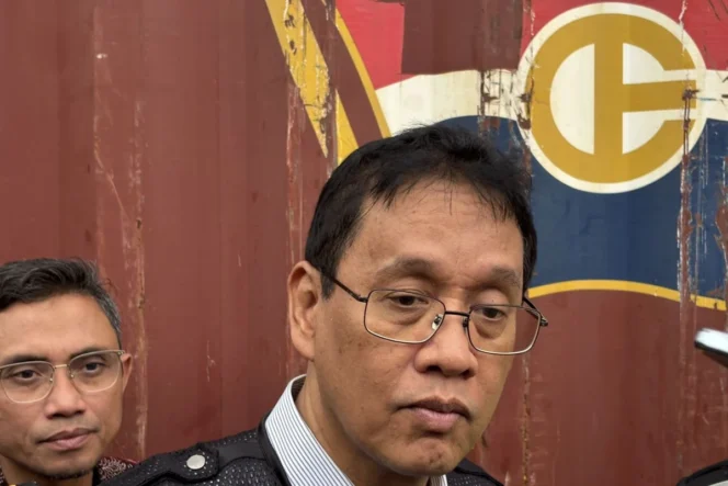 
					Menteri Keuangan Purbaya Yudhi Sadewa Pastikan Belum Ada Rencana Pemerintah Ambil Kepemilikan Saham di Bursa Efek Indonesia