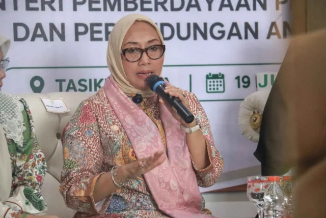 
					Menteri PPPA Arifah Fauzi Serukan Mobilisasi Perempuan untuk Proteksi Anak di Lembaga Pendidikan Keagamaan dan Ketahanan Keluarga
