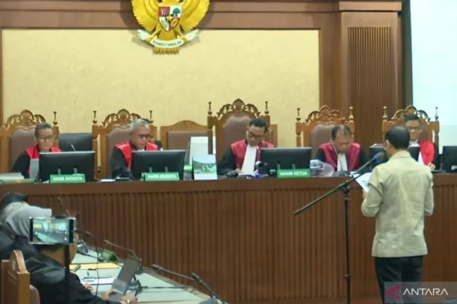 
					Nadiem Makarim Bantah Korupsi dalam Sidang Duplik Kasus Pengadaan Chromebook Kemendikbudristek