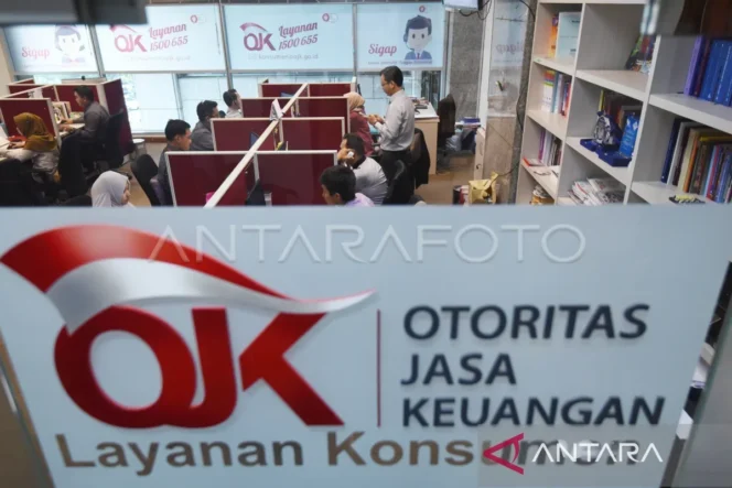 
					OJK didorong siapkan langkah antisipasi kredit bermasalah di tengah tantangan ekonomi global yang kian dinamis