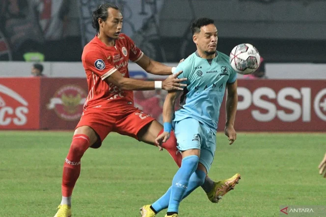 
					Persija Jakarta Resmi Melepas Riko Simanjuntak, Alfriyanto Nico, dan Hansamu Yama Jelang Musim 2026/2027