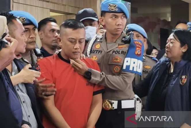 
					Polda Jawa Barat Ungkap Profil Psikologis Tersangka Penyekapan YTR yang Memiliki Temperamen Tinggi dan Kecenderungan Kekerasan Ekstrem