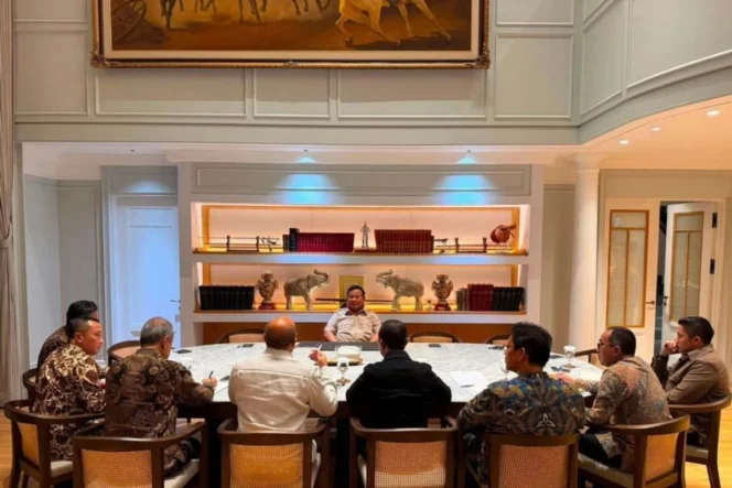 
					Presiden Prabowo Subianto Gelar Rapat Strategis di Kertanegara Bahas Lonjakan Minat Investasi Global ke Indonesia