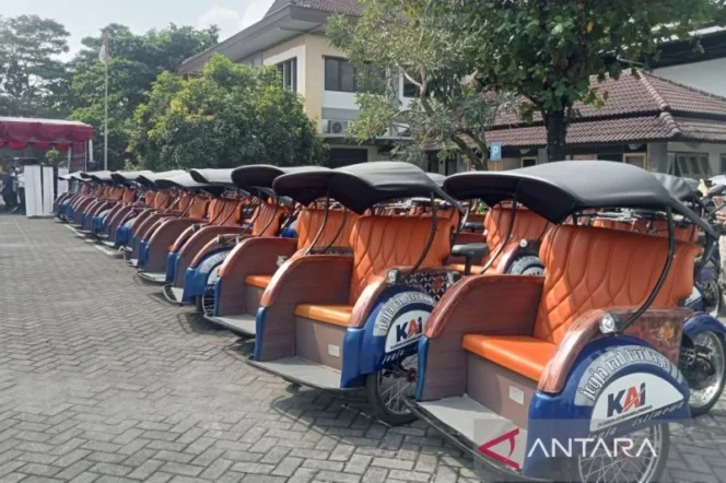 
					Transformasi Becak Listrik di Yogyakarta: Langkah Strategis Menuju Sumbu Filosofi Bebas Emisi