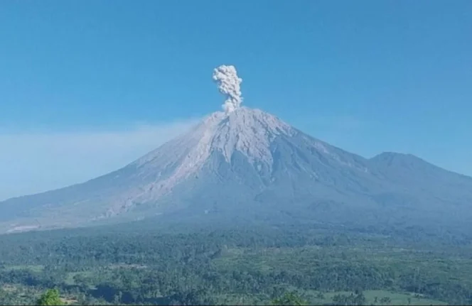 
					Waspada Ancaman Lanjutan Gunung Semeru di Tengah Berlanjutnya Aktivitas Penambangan di Jalur Lahar
