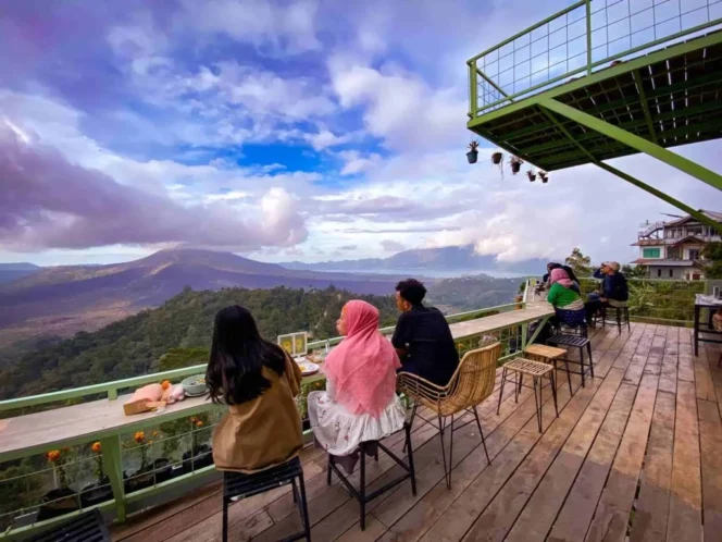 
					5 Destinasi Nongkrong di Kintamani dengan Panorama Alam Pegunungan yang Memikat
