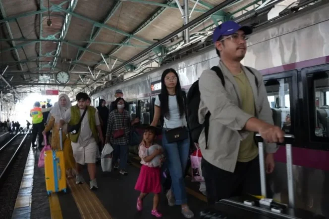 
					Daop 6 Yogyakarta Catat Lonjakan Signifikan dengan Melayani 6,9 Juta Penumpang Selama Semester I-2026