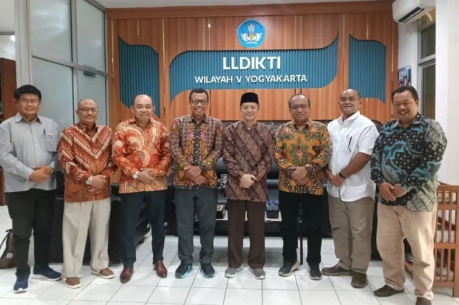 
					DPD AFEBSI Yogyakarta Tancap Gas Perkuat Sinergi Perguruan Tinggi Swasta dan Ekosistem Ekonomi Nasional
