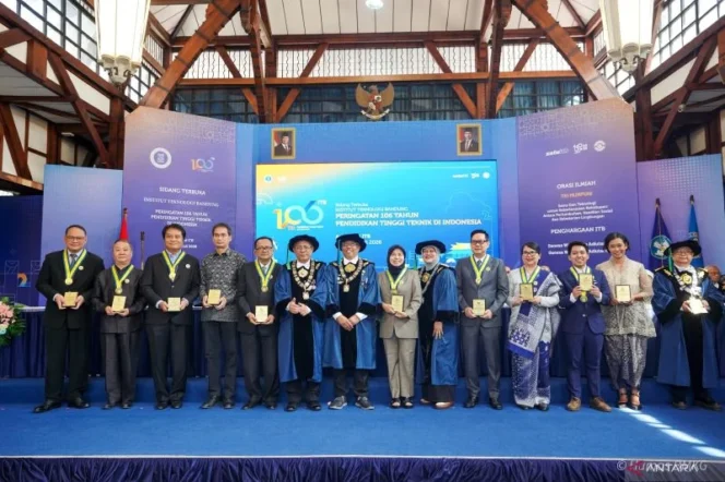 
					Integrasi Lintas Sektor: Kedaulatan Sains dan Sinergi Strategis dalam Memperkuat Ketahanan Nasional di Era Global