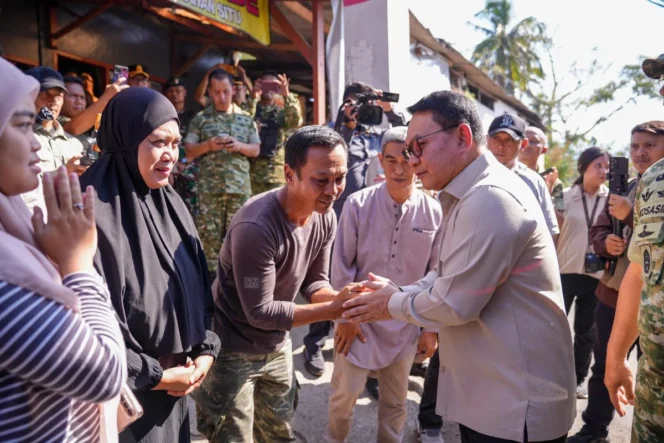 
					KSP Jenderal TNI Purn Dudung Abdurachman Sampaikan Belasungkawa Mendalam atas Wafatnya Peserta Sarjana Penggerak Pembangunan Indonesia di Sumedang