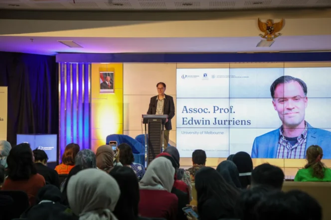 
					Menakar Masa Depan Kemanusiaan di Era Kecerdasan Artifisial: Refleksi Kritis Australia-Indonesia in Conversation 2026