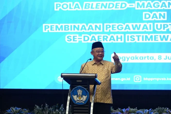 
					Mendikdasmen Abdul Mu’ti Tekankan Budaya Kerja Kolegial sebagai Fondasi Strategis Penguatan Pelayanan UPT di Seluruh Indonesia