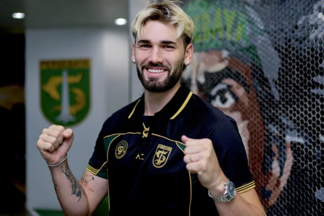
					Persebaya Surabaya Resmi Rekrut Gelandang Asal Portugal Diogo Ramalho untuk Perkuat Lini Tengah Musim 2026/2027