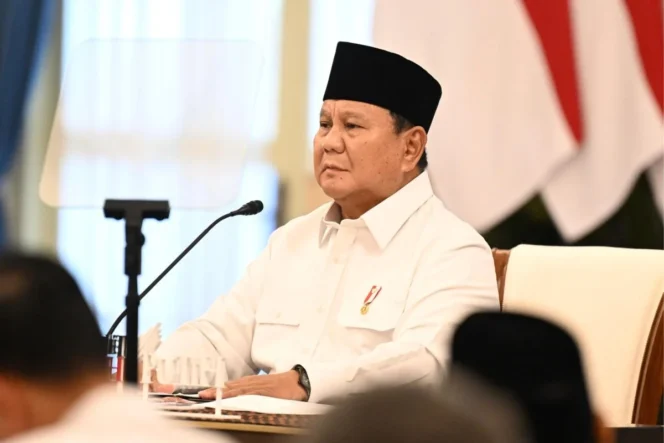 
					Prabowo Subianto Pertanyakan Paradoks Kritik Ekonomi Terkait Program Makan Bergizi Gratis dan Kebocoran Finansial Negara