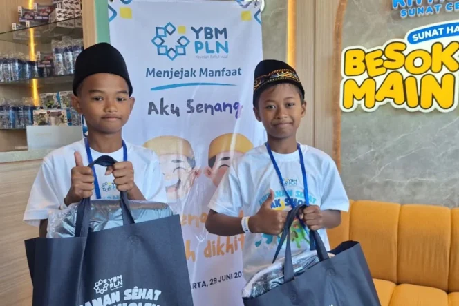 
					Senyum anak di hari khitan, wujud syukur insan PLN atas capaian perusahaan
