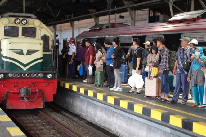
					Subsidi Tarif Libur Sekolah Dorong 218 Ribu Penumpang Gunakan Layanan Kereta Api Daop 6 Yogyakarta