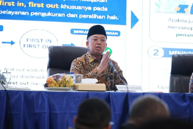 
					Transformasi Radikal Layanan Pertanahan: Menteri Nusron Wahid Instruksikan Pendekatan Berbasis Wilayah dan Layanan Rakyat sebagai Raja di Jawa Timur