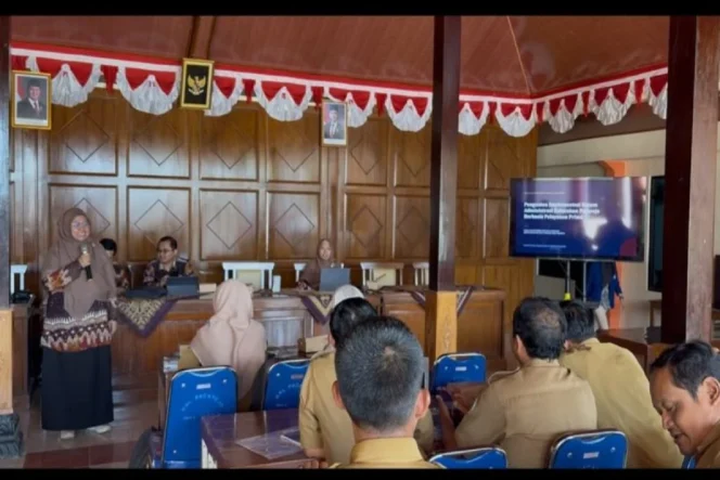 
					UNY Perkuat Sistem Administrasi Kalurahan Pacarejo Berbasis Layanan Prima untuk Transformasi Digital Birokrasi Desa